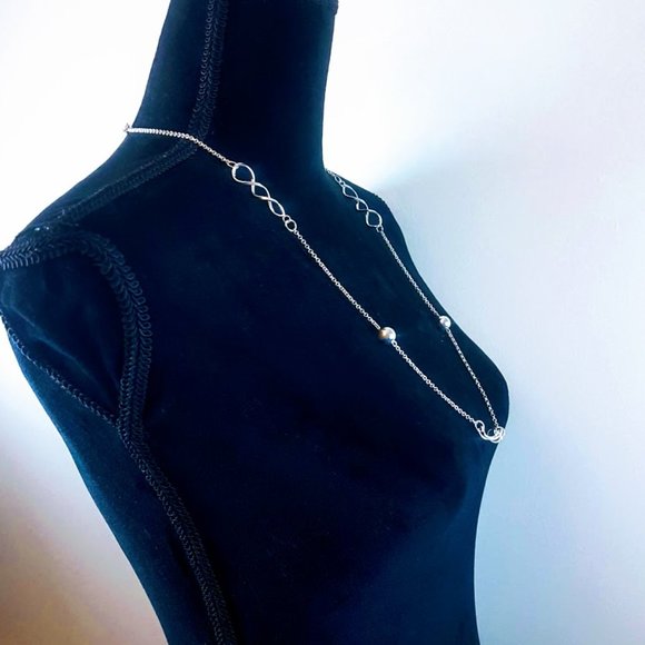 #J10 Silver 15” Chain Balls & Loops Necklace - Picture 4 of 8